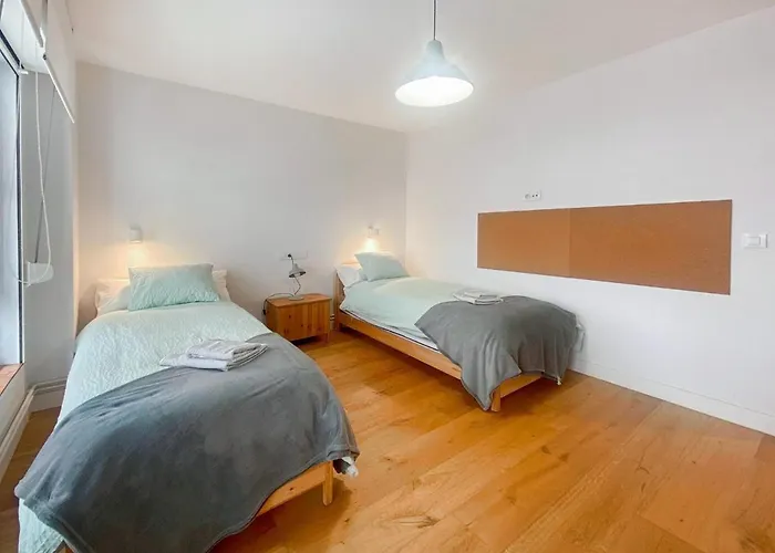 Housingcoruna Plaza De Vigo